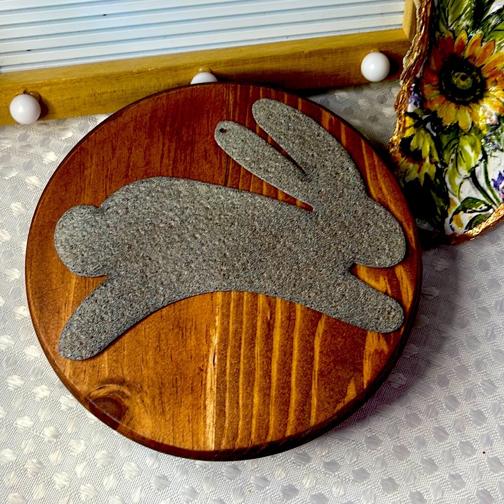 Bunny 1 Steel Cut Out Metal Art Decoration.